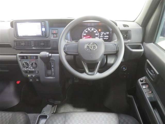 Toyota Pixis Van 8