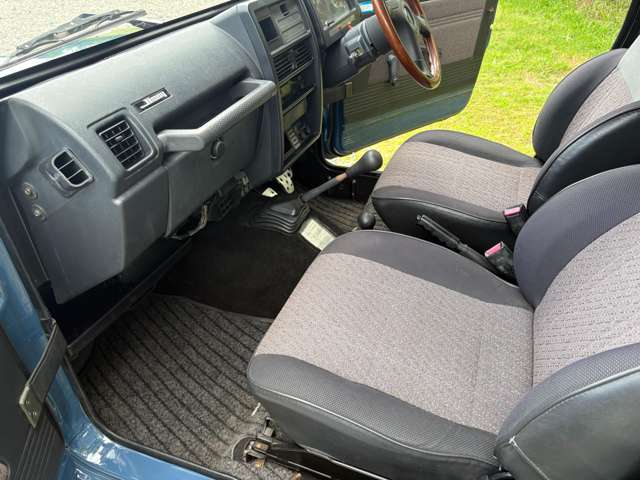 Suzuki Jimny 12