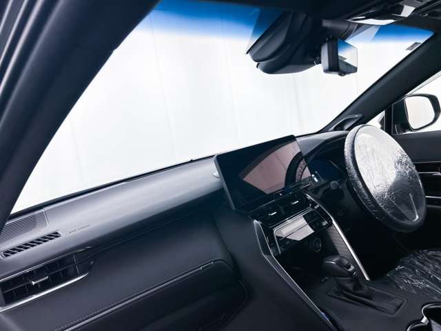 Toyota Harrier 10