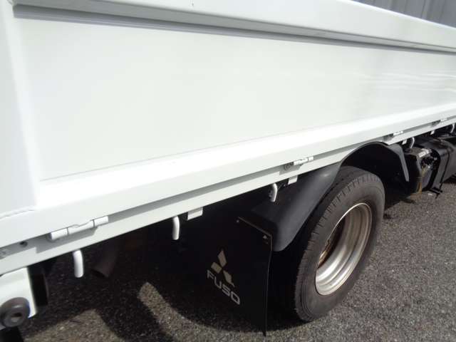 Mitsubishi Fuso Canter 12
