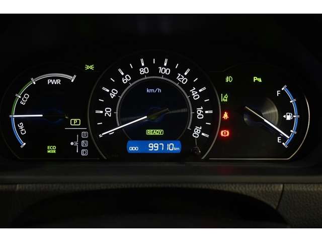 Toyota Voxy 5