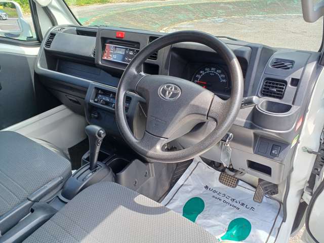 Toyota Pixis Truck 7