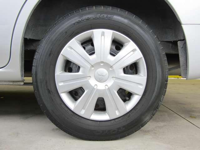 Mitsubishi Delica Van 10