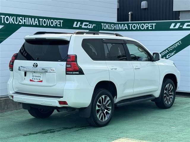 Toyota Land Cruiser Prado 7