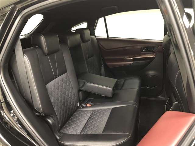 Toyota Harrier 11