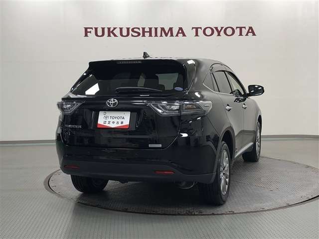 Toyota Harrier 2