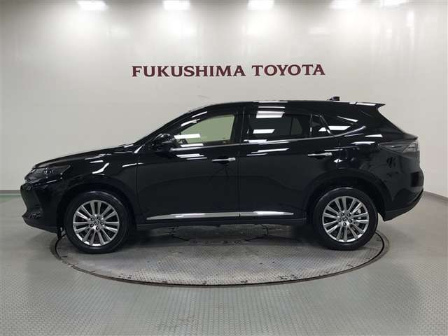 Toyota Harrier 3