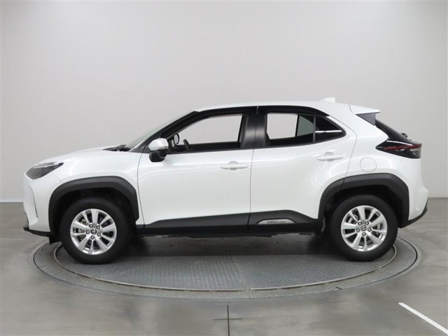 Toyota Yaris Cross 4