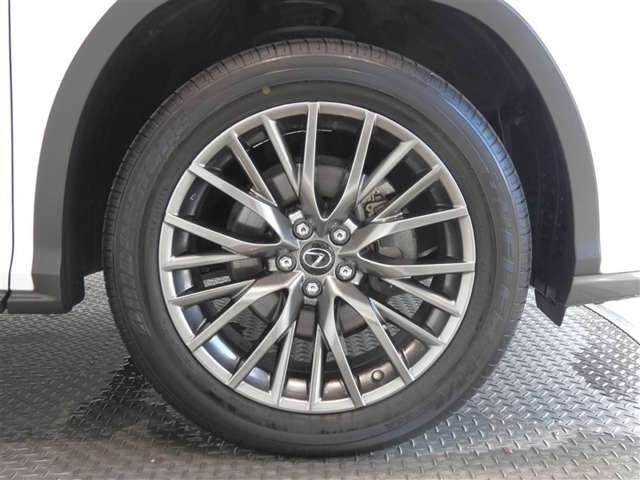 Lexus RX 10