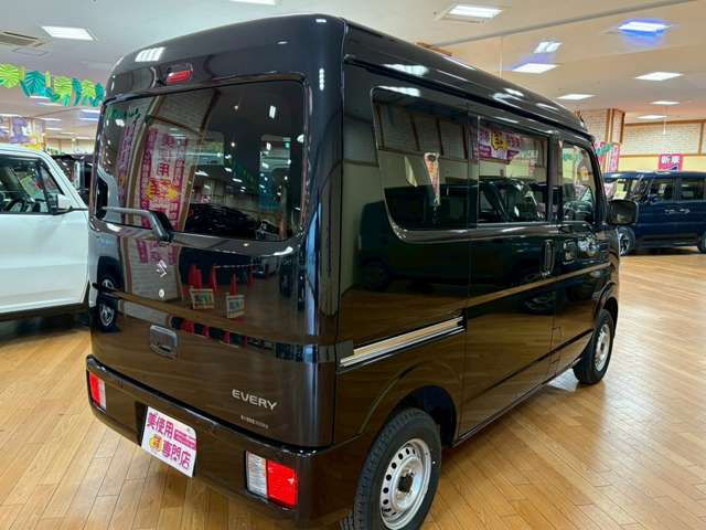Suzuki Every 9
