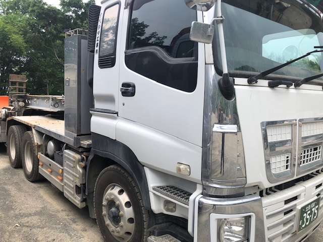 Isuzu Giga 5