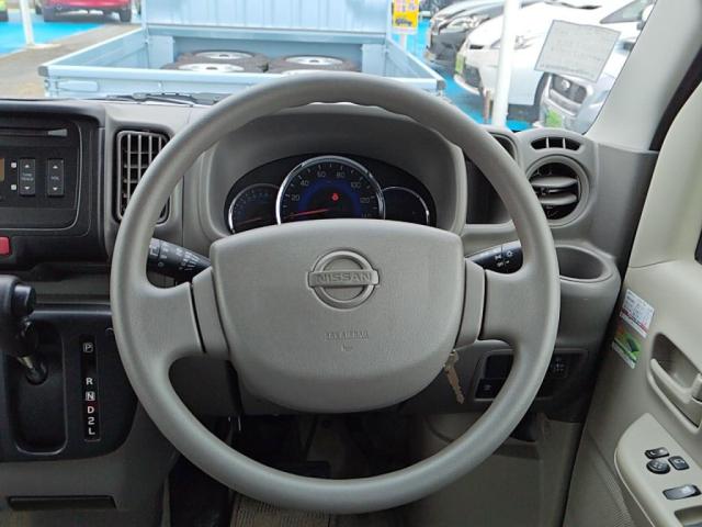 Nissan NV100 Clipper 3