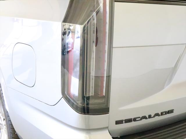 Cadillac エスカレード 9