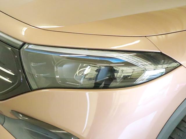 Mercedes-Benz EQA 8