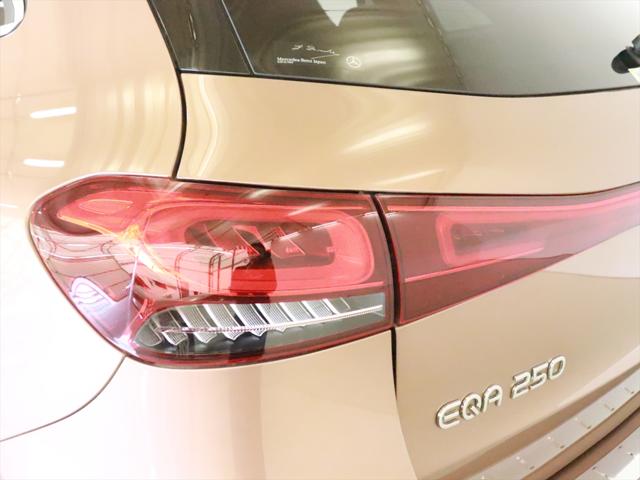 Mercedes-Benz EQA 9