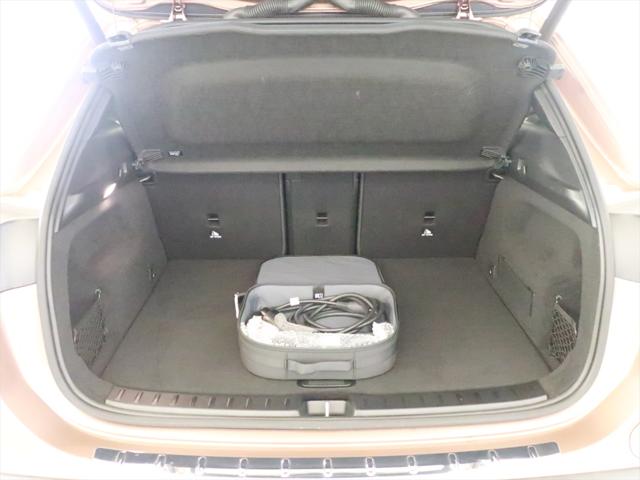 Mercedes-Benz EQA 10