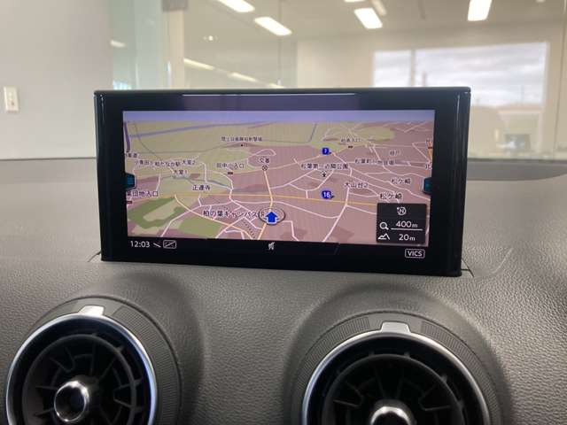 Audi Q2 5