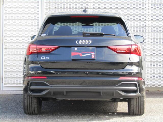 Audi Q3 5