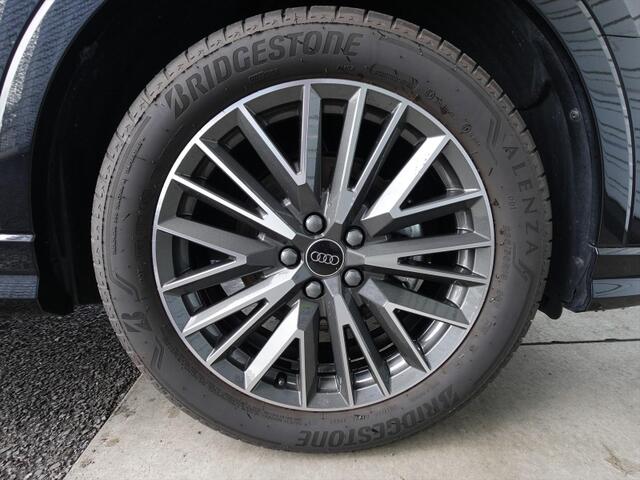 Audi Q3 7