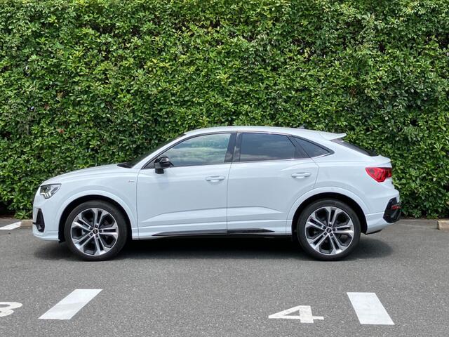 Audi Q3 Sportback 4