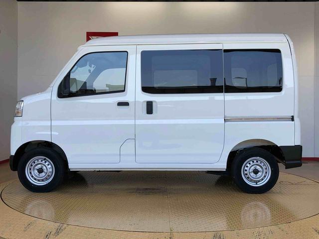 Daihatsu Hijet Cargo 7