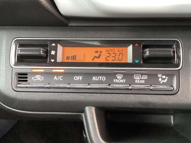 Mazda Flair Crossover 11