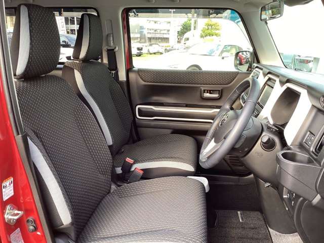Mazda Flair Crossover 8