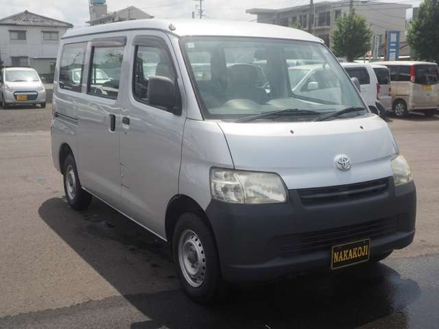Toyota Town Ace Van 7