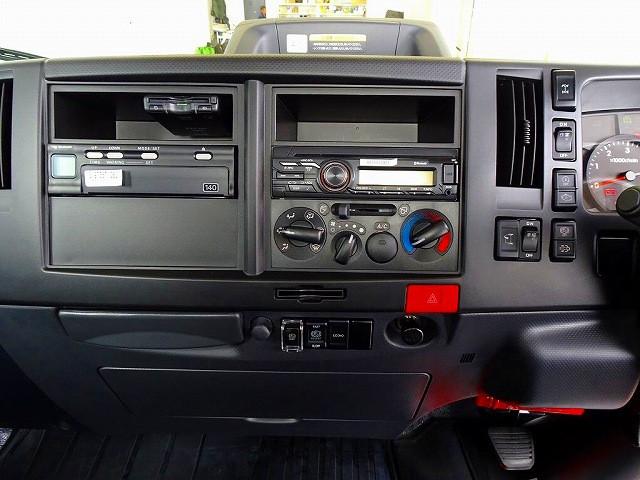 Isuzu Elf 11