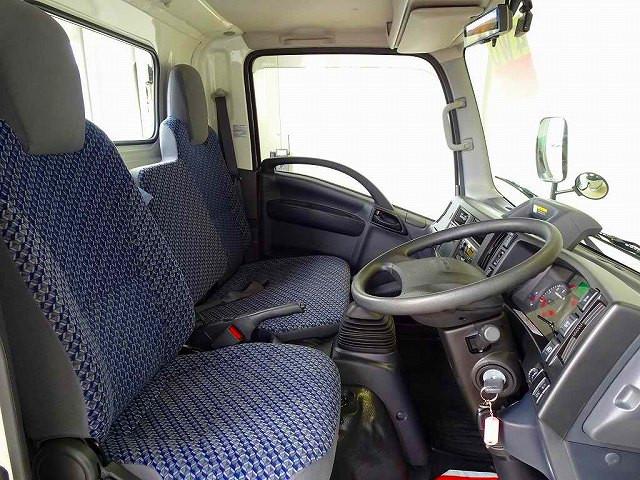 Isuzu Elf 6