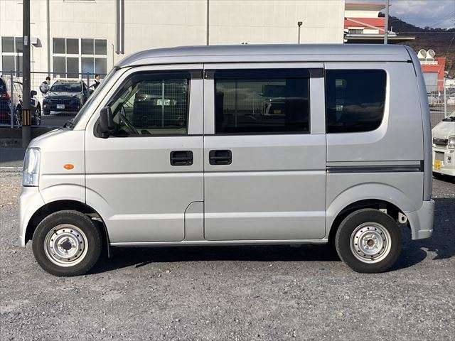 Nissan NV100 Clipper 8