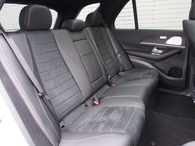 Mercedes-Benz GLE 8