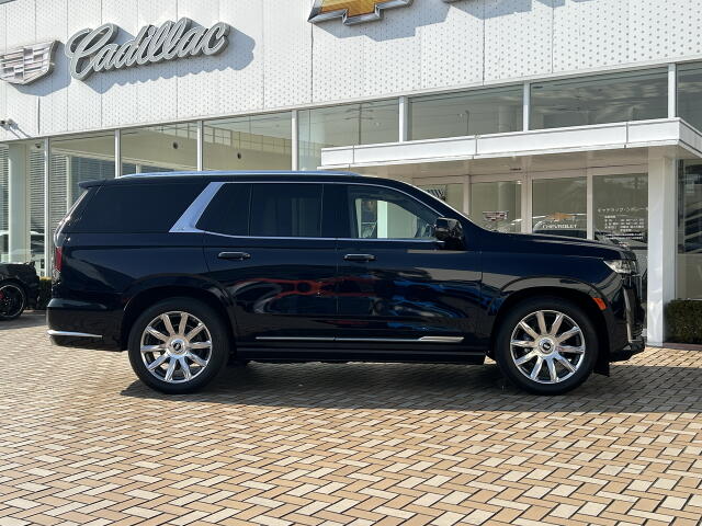 Cadillac エスカレード 4