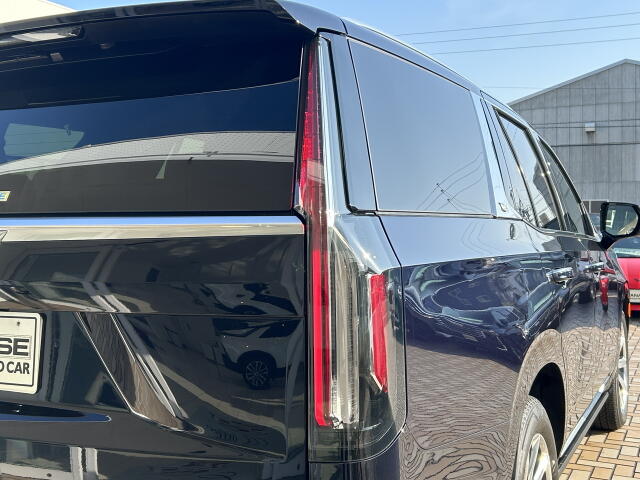 Cadillac エスカレード 10