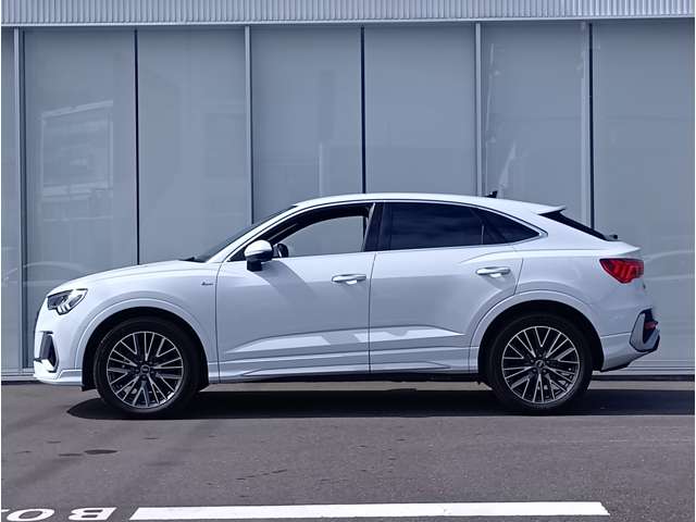 Audi Q3 Sportback 10