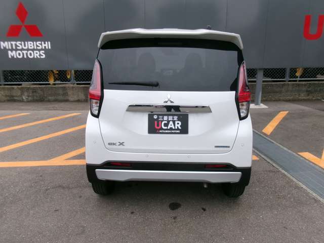 Mitsubishi eK X 10