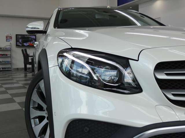 Mercedes-Benz E-Class All-Terrain 5