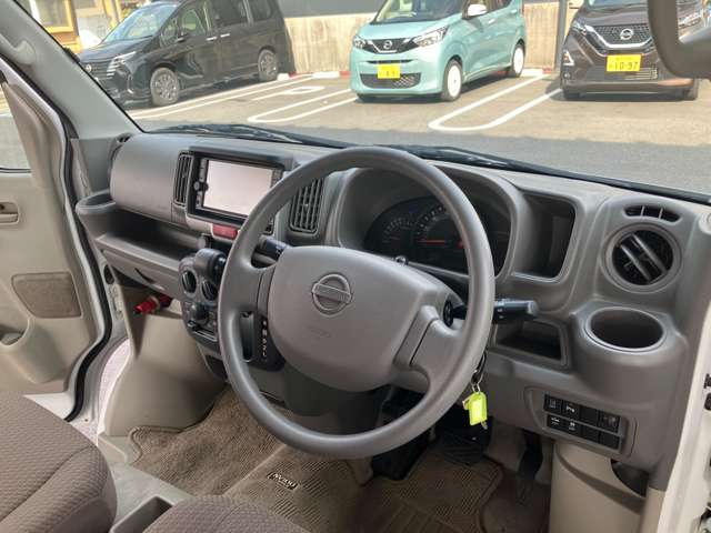 Nissan NV100 Clipper 5