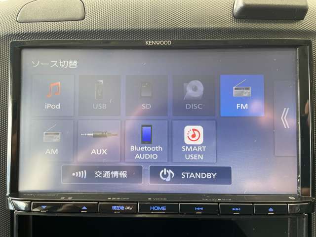 Nissan AD 5