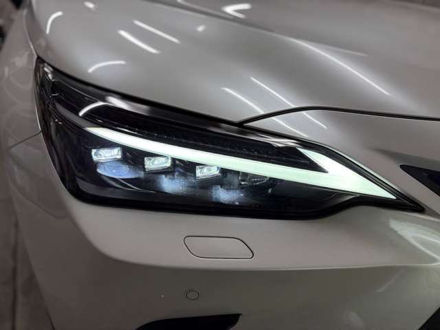 Lexus NX 9