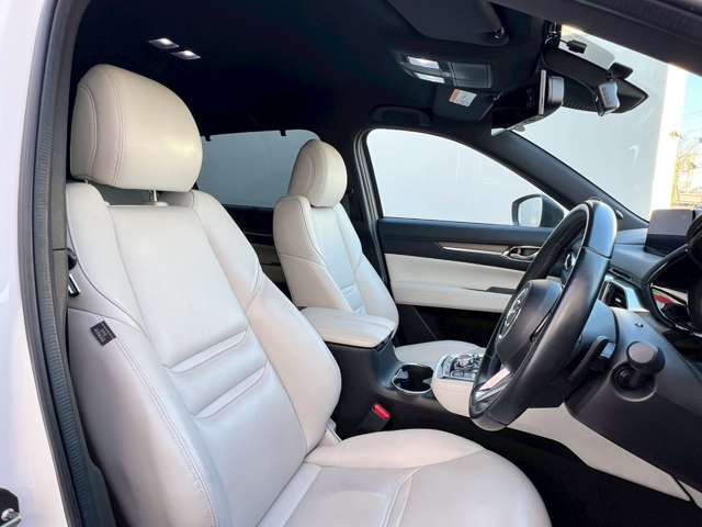 Mazda CX-8 4