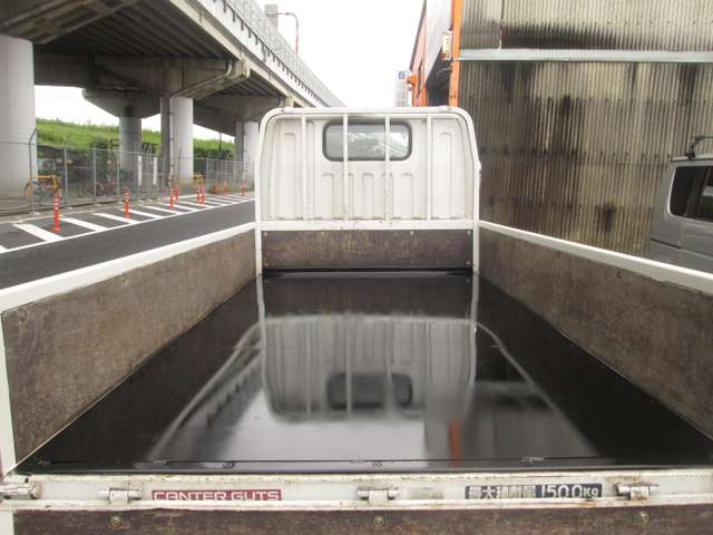 Mitsubishi Fuso Canter Guts 4