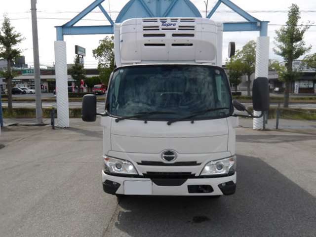 Hino Dutro 2