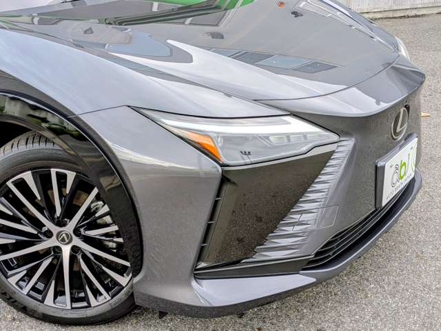 Lexus RZ 4