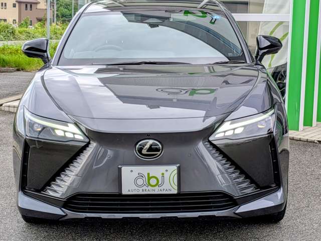 Lexus RZ 5