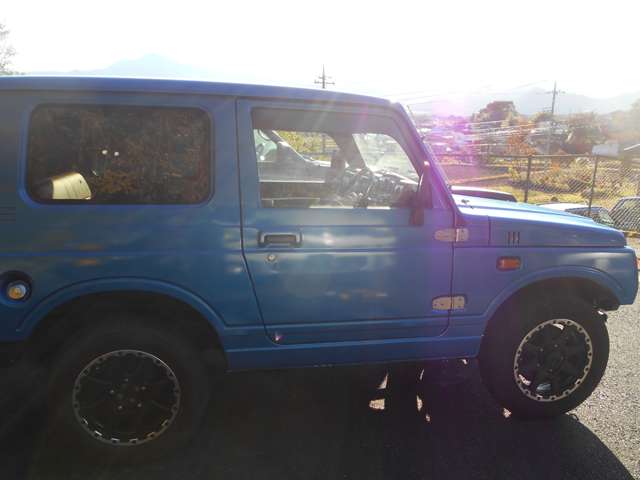 Suzuki Jimny 3