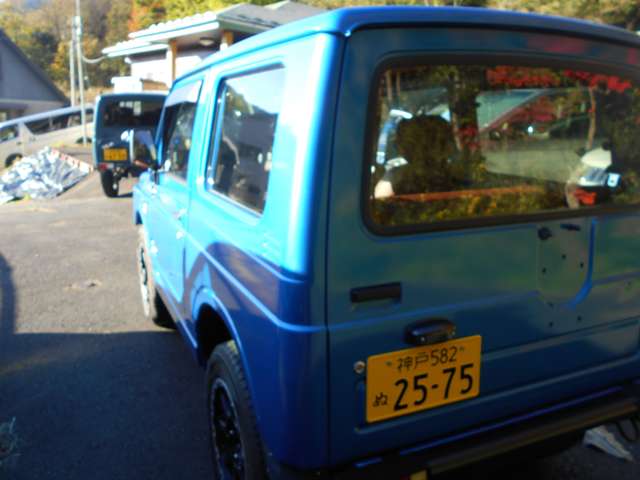 Suzuki Jimny 6