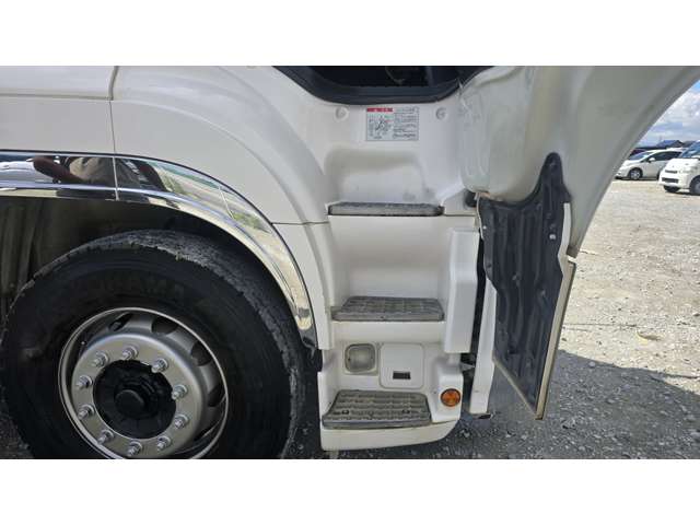 Hino Profia 10
