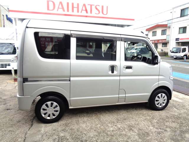 Nissan NV100 Clipper 7