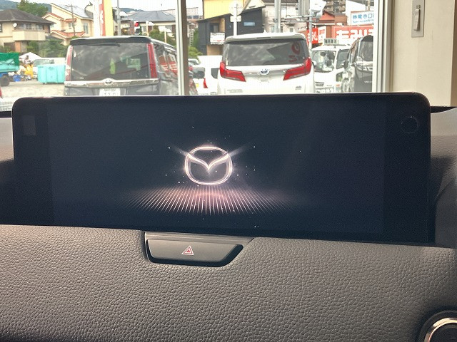 Mazda CX-60 4